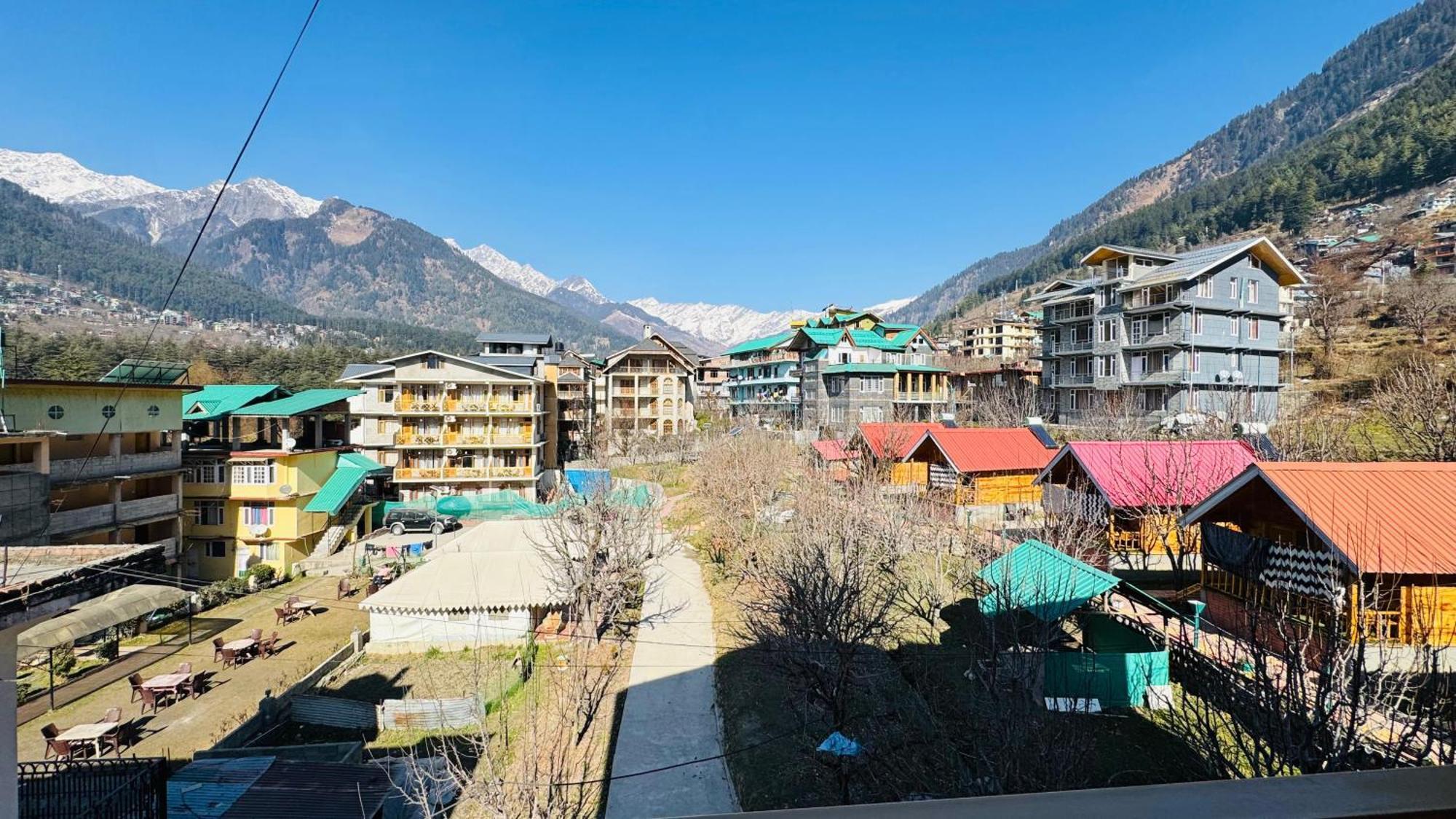 ホテル The Midnight Garden Manali エクステリア 写真