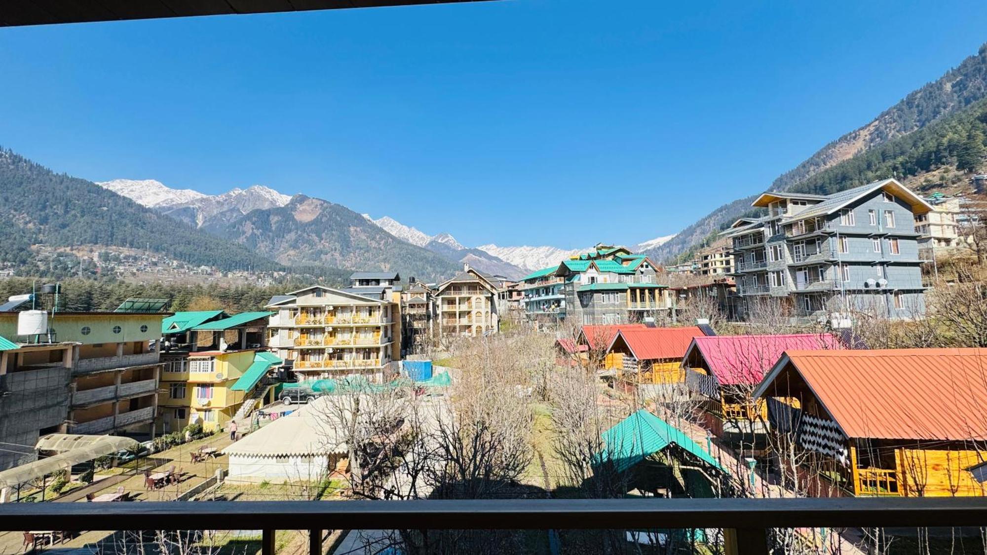 ホテル The Midnight Garden Manali エクステリア 写真